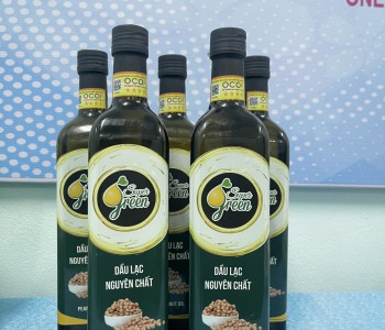 Sản phẩm Dầu lạc Super Green của Công ty TNHH MTV Từ Phong, huyện Cam Lộ